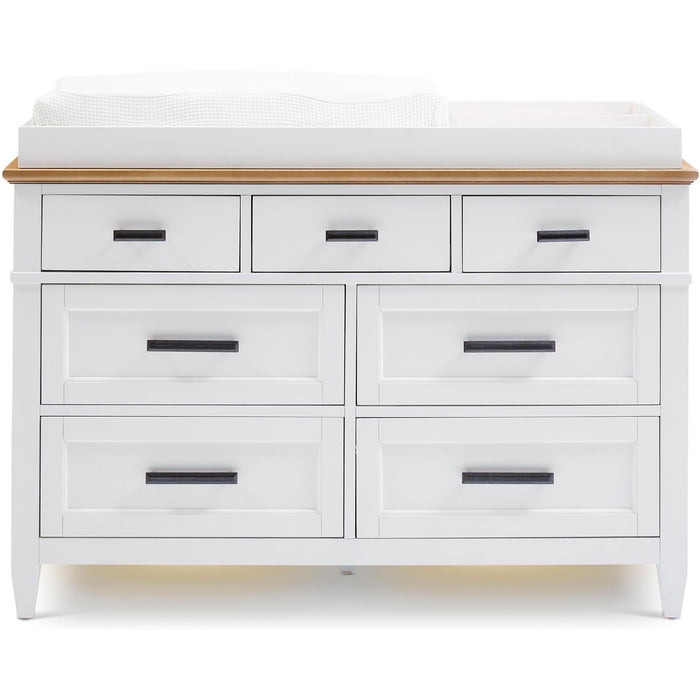 Heritage House Artisan 7-Drawer Dresser with Lights