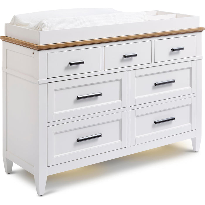 Heritage House Artisan 7-Drawer Dresser with Lights