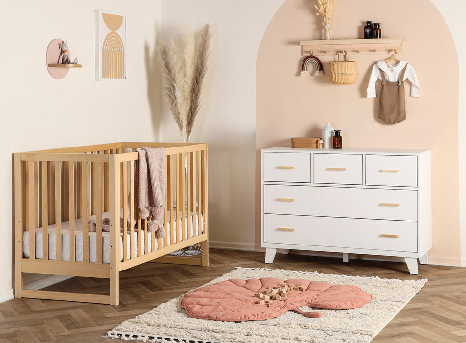 dadada Austin 3-in-1 Convertible Crib