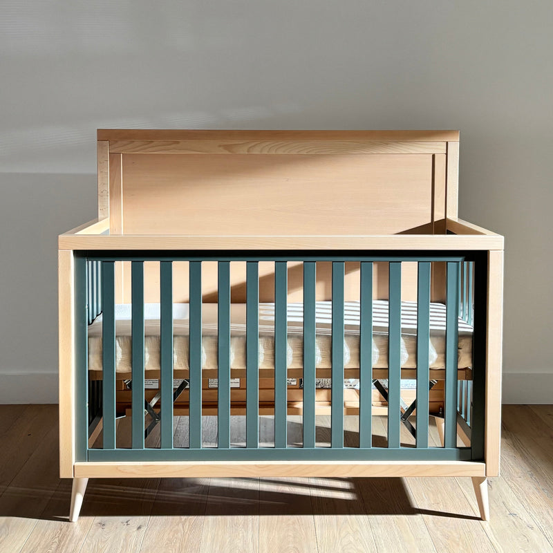 Romina New York 5-in-1 Crib