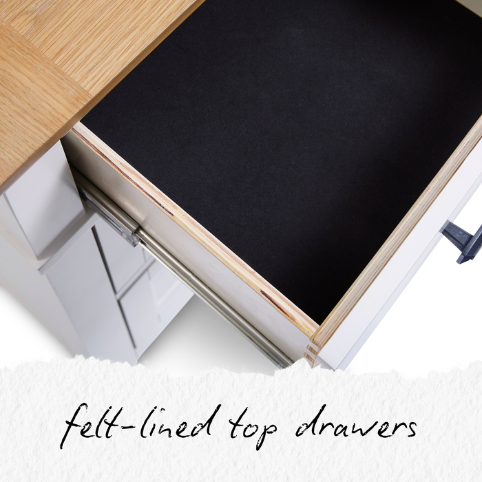 Heritage House Artisan 7-Drawer Dresser with Lights