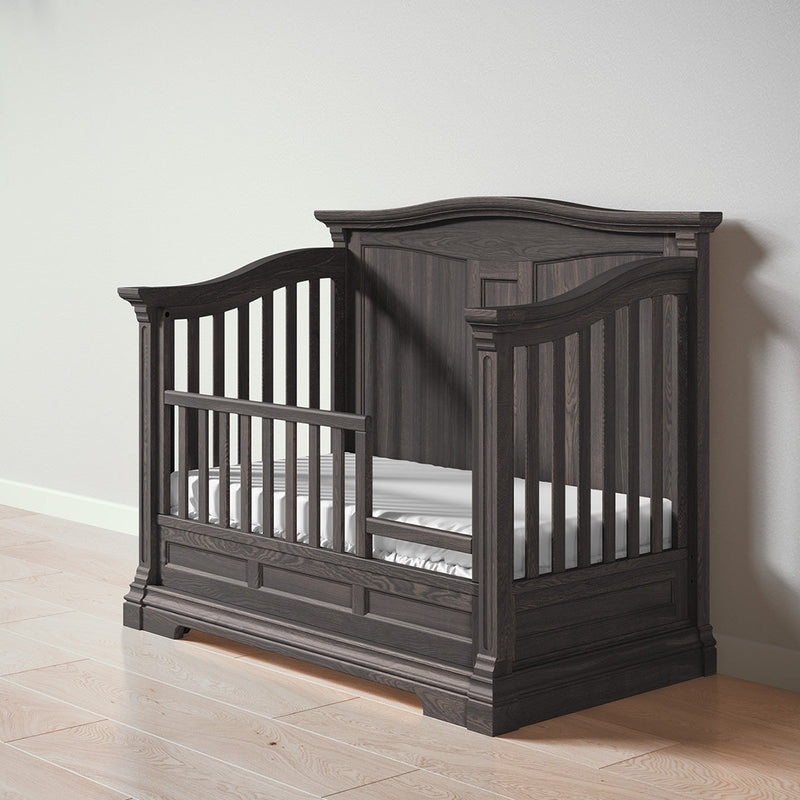 Romina Imperio Convertible Crib / Solid Back