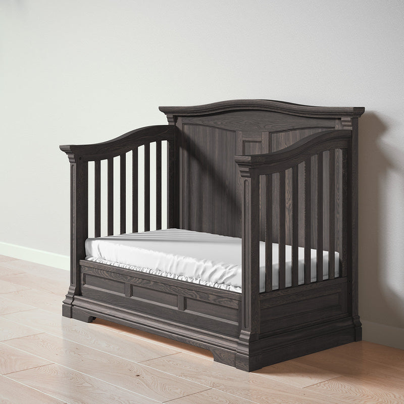 Romina Imperio Convertible Crib / Solid Back
