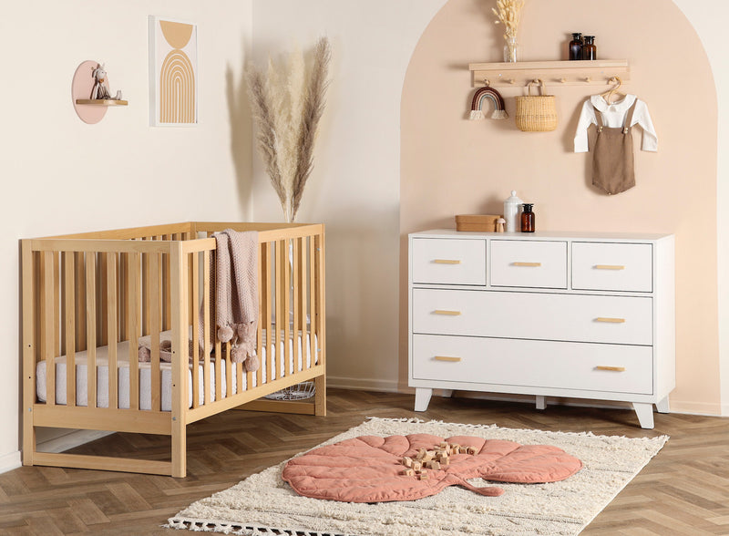 Dadada Baby Austin 3-in-1 Convertible Crib
