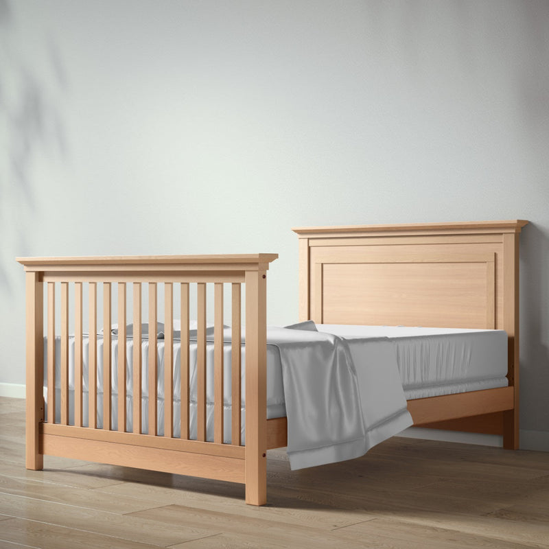 Romina Karisma Convertible Crib / Solid Back