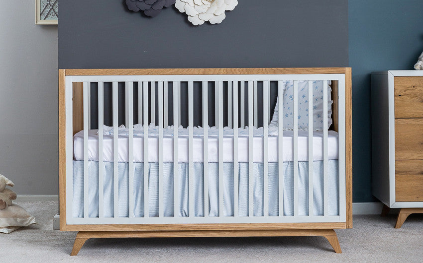 Romina Furniture Uptown Classic Crib