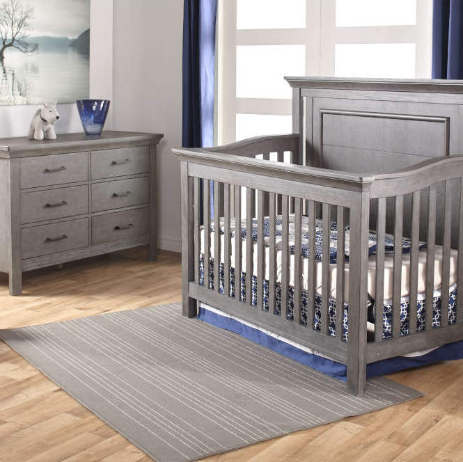 Pali Como Flat Forever Crib + Double Dresser Set